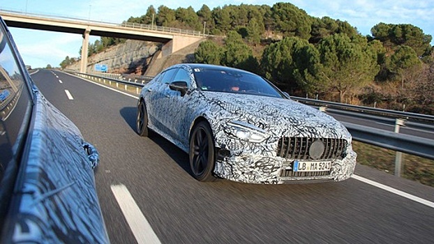 Mercedes-Benz заканчивает тесты "убийцы Porsche Panamera"