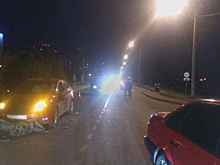 В Воронеже двое школьников попали в больницу, спровоцировав ДТП с участием двух машин и мопеда