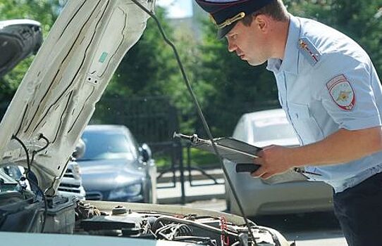 Назван порядок замены проржавевших номеров на кузове автомобиля