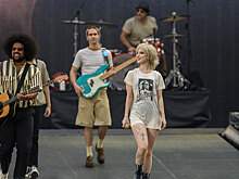 Хейли Уильямс заявила, что Paramore начали работу над новой музыкой