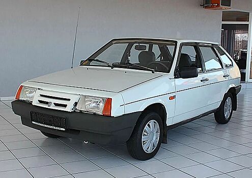 В Германии продают 30-летнюю экспортную «Самару», но есть кое-какие вопросы к комплектации