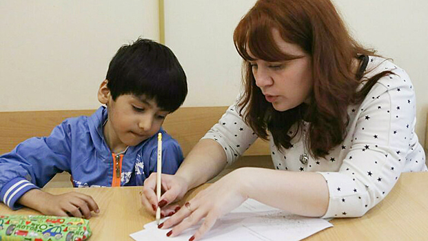 Детей мигрантов будут адаптировать для учебы в российских школах