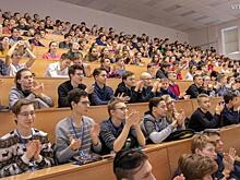 Почему для студентов высыпаться важнее, чем сидеть над учебниками