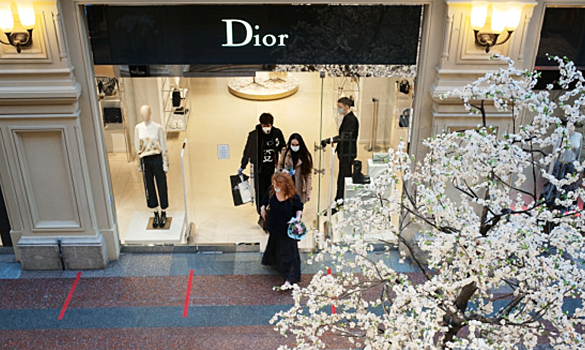 Дочь президента LVMH Арно стала новым главой Christian Dior