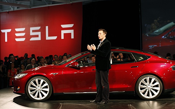Илон Маск переименовал Tesla Motors