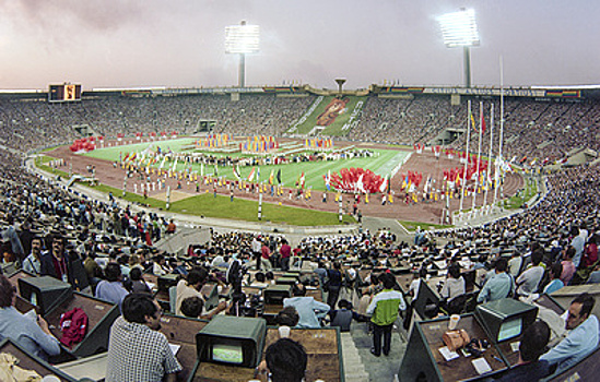 "Умел создавать удивительно светлые истории". Умер журналист Владимир Гескин