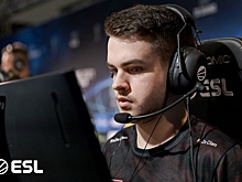 FaZe Clan обыграла Virtus.pro и прошла в New Legends Stage на PGL Major Stockholm 2021