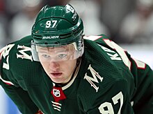 Дочь певца Маликова посетила матч «Миннесоты» в Стокгольме. Писали про их роман с Капризовым