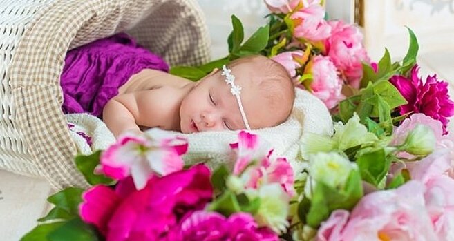 Как приучить ребёнка спать отдельно