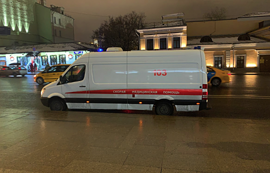 Мужчина жестоко избил пенсионерку в храме в центре Москвы