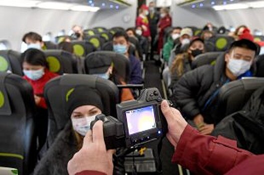 Авиакомпании в США смягчили требования к ношению масок в полете