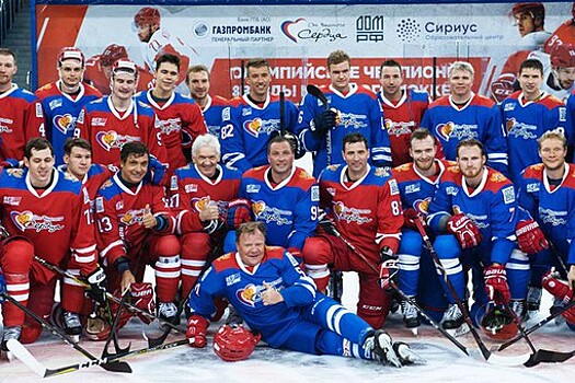 Олимпийские чемпионы и звезды НХЛ провели благотворительный матч в Сочи