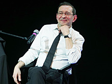 Когда звёзды светят добром: кому помогают известные актёры