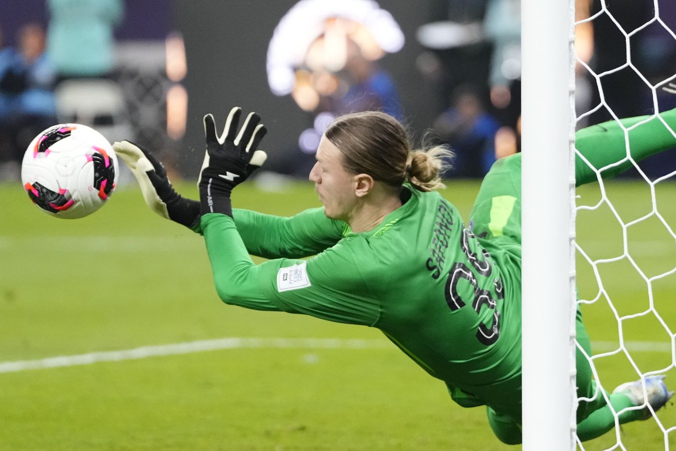 Экс-тренер&nbsp; «Краснодара» объяснил, как Сафонов отражал пенальти от «Фламенго» с травмой