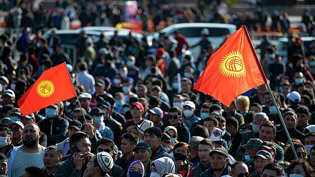 Спикер парламента Киргизии отказался от роли президента
