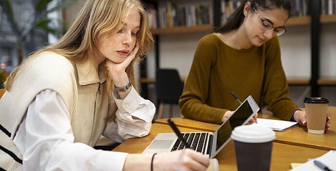 Ростовские школьники во время каникул могут подработать