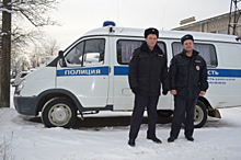 Полицейские Новгородской области спасли замерзающего в снегу 11-летнего мальчика