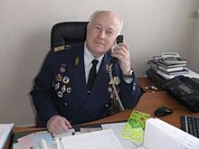 Язык довёл до штурвала. Сибиряк из-за двойки по-английскому стал пилотом