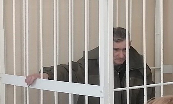 В Новосибирске судят мужчину за убийство 29-летней давности и нападение на следователя
