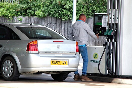 В Великобритании запретят продажу бензиновых машин