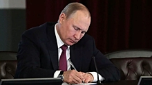 Путин подписал закон об удалении агитации в интернете
