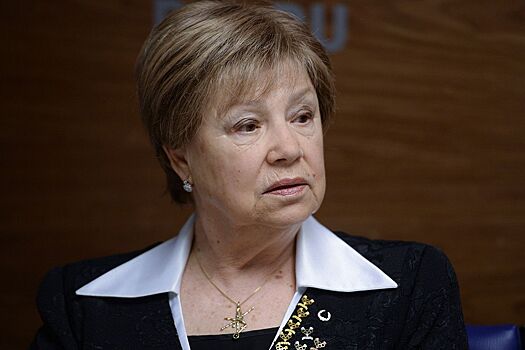 Латынина: меня выписали из больницы, чувствую себя не ахти, но дома приглядывают