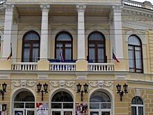 Алексей Логвиненко поздравил ростовских артистов с Международным Днем театра