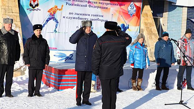 В Удмуртии состоялось открытие чемпионатов МВД России по лыжным гонкам и служебному двоеборью
