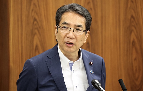 Министр Японии ушел в отставку после «рисового» скандала