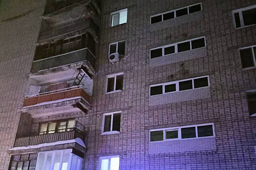 В Прикамье загорелась жилая многоэтажка, среди пострадавших дети