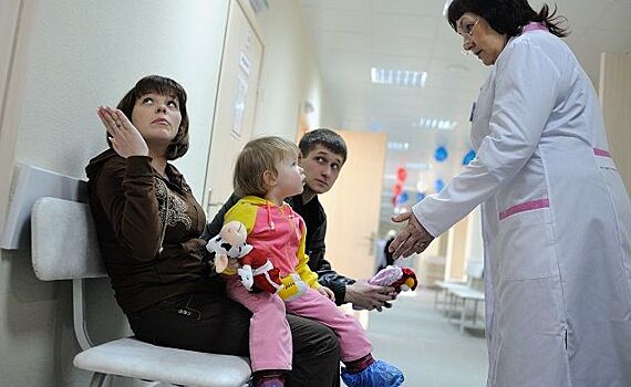 Власти Украины пообещали погасить все долги перед медиками