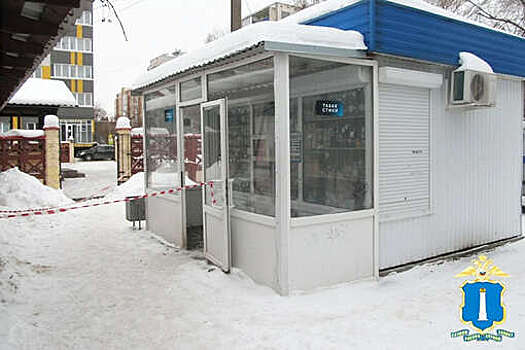 В Ульяновске покупатель напал на продавца с канцелярским ножом