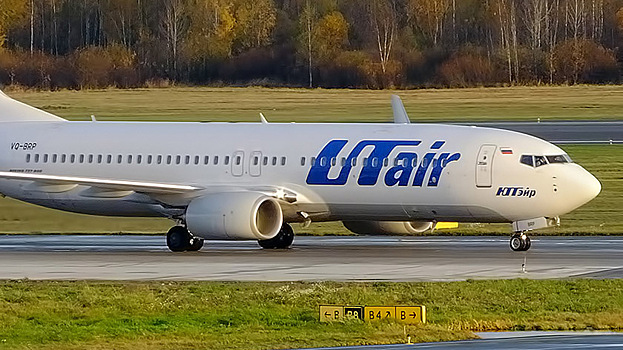 Летевший в Минеральные воды Boeing 735 вернулся в Тюмень