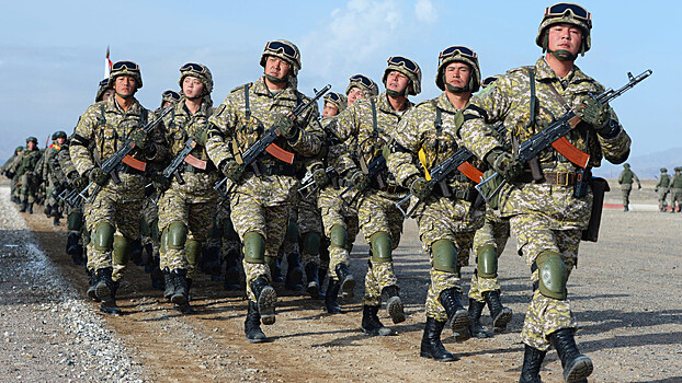 Киргизские военные примут участие в параде Победы