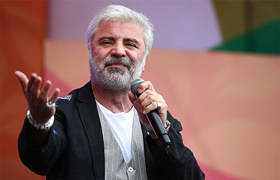 День рождения отмечает самый темпераментный эстрадный певец Сосо Павлиашвили