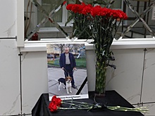 В Анапе простились с погибшим во время стрельбы в техникуме охранником