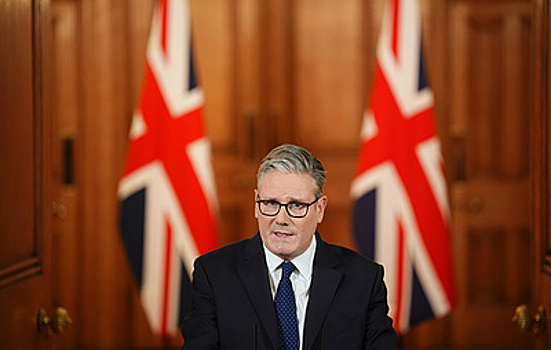 Чуда не произошло: почему рейтинги британского премьера все ниже и при чем здесь Россия