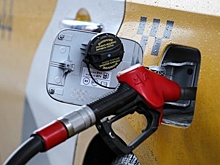 В Госдуме назвали спекуляцией предупреждение о росте цен на бензин