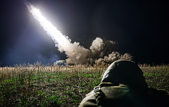 Российские "Торнадо-С" начали разрушать мосты в зоне СВО