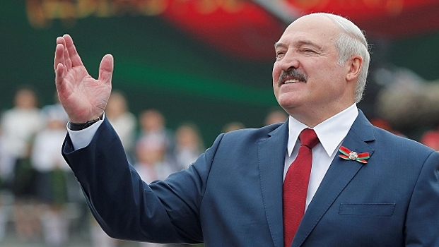 Лукашенко призвал немцев «встать на колени»