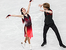 Фигуристы Дэвис и Смолкин завоевали золото на Мемориале Дениса Тена