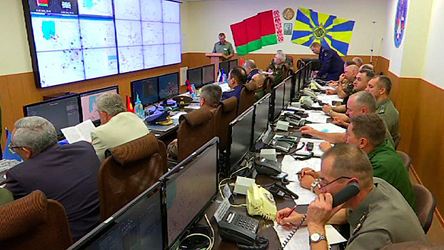 В Минске прошли первые компьютерные учения ПВО Белоруссии и России
