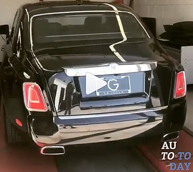 Боксер Флойд Мэйвезер подарил себе Rolls-Royce Phantom