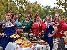 В вечерней программе праздника культработники презентовали подворья своих сельских поселений