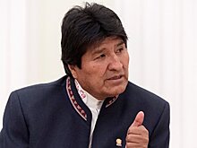 Глава Боливии остался без регалий