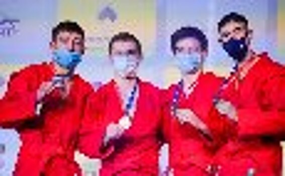 Курсант Академии ФСИН России Александр Пшеничных стал победителем молодежного первенства мира по самбо
