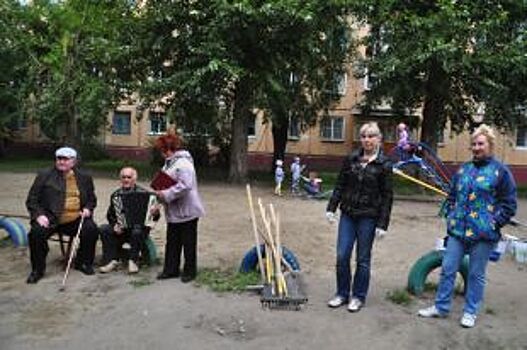 Связующее звено. Общественникам необходима финансовая поддержка