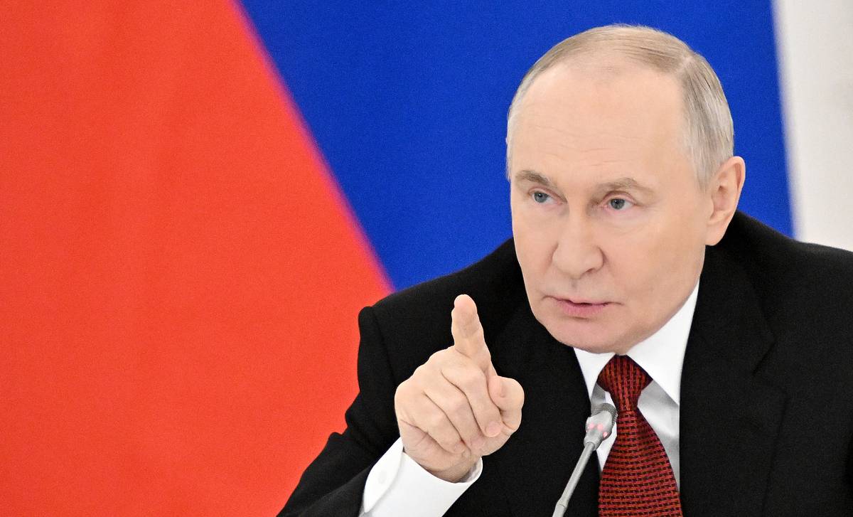 Путин на закрытой встрече объяснил, на какие уступки готов пойти ради мира на Украине. Он заявил, что США проявили слабость