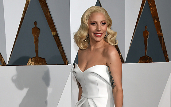 Звездный тренд — небритые подмышки: кто растил, где светил и зачем