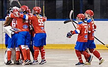 Российские девушки выиграли чемпионат мира по хоккею на полу. В финале наши красотки вынесли Канаду